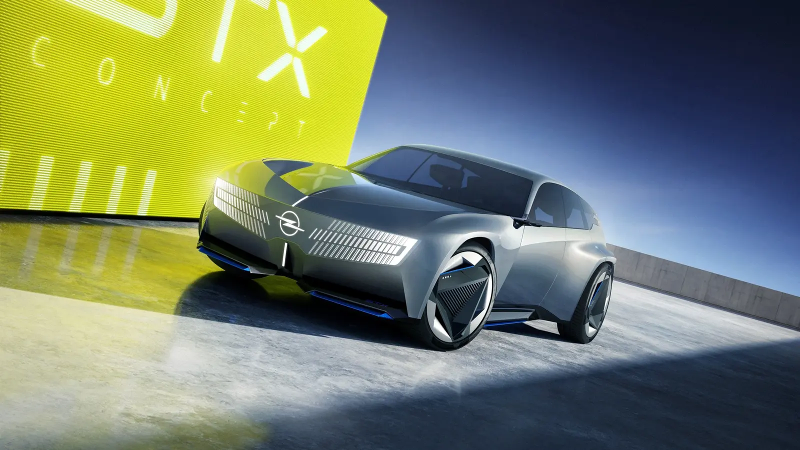 Opel STX-koncept visar framtida eldriven sportkombi