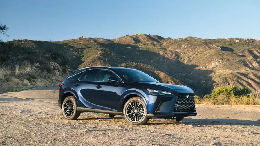2027 Lexus RX anländer till USA med högre pris och fler val