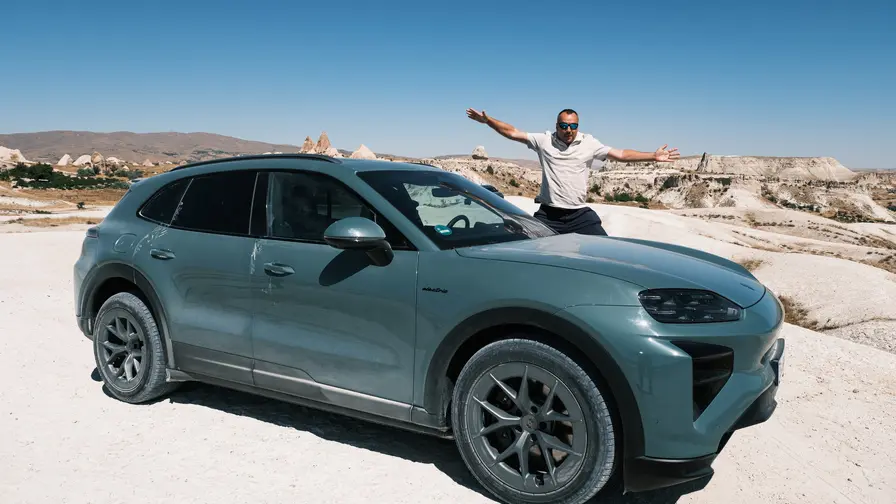 Jag flög till Turkiet för att köra nya Porsche Cayenne