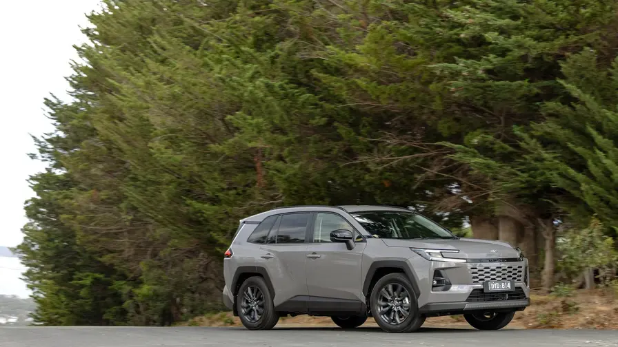 Toyota utökar RAV4-sortimentet i Australien med GXL PHEV
