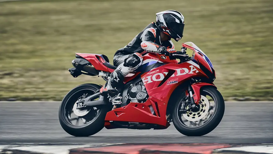 Honda CBR600RR 2027: Fireblade-teknik och stora uppgraderingar