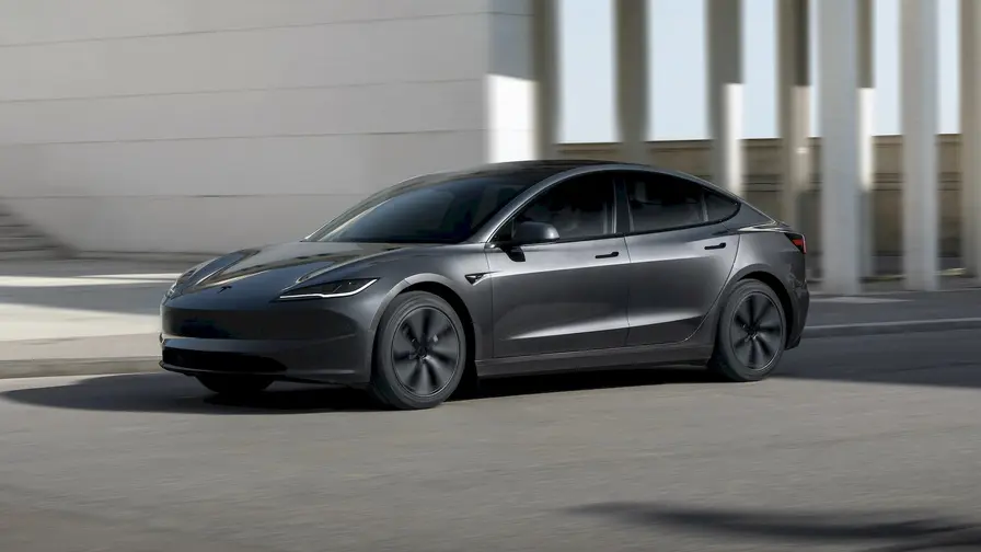Tesla Model 3 MY2027 får 16-tums infotainmentskärm och V2L