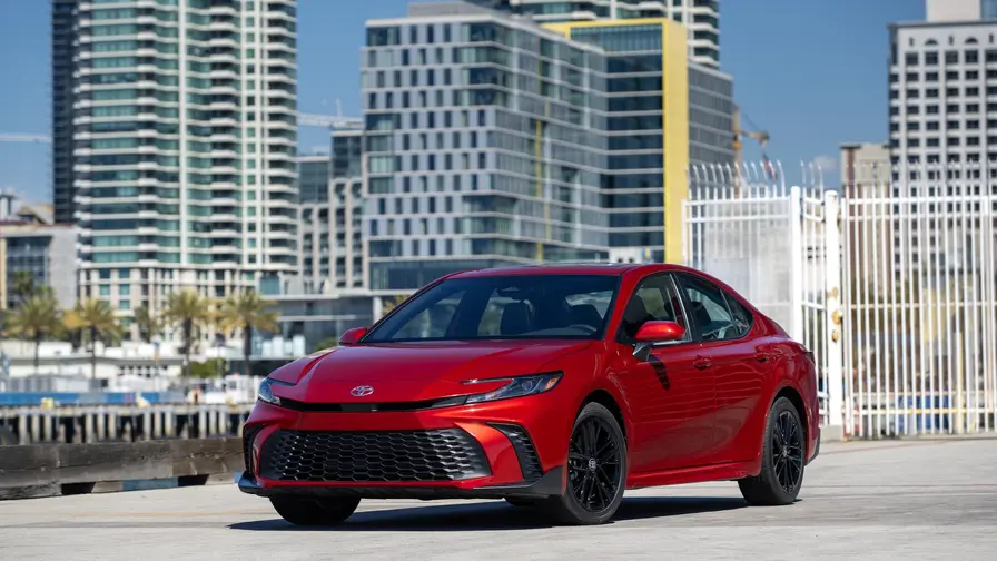 Toyota Camry 2027: oförändrad modell med prishöjning