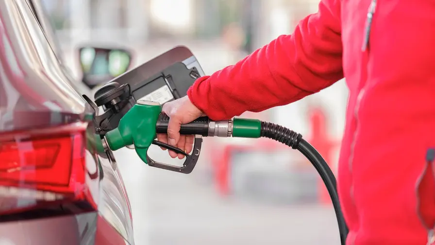 Elektrifiering minskar bensinbils andel globalt 2026