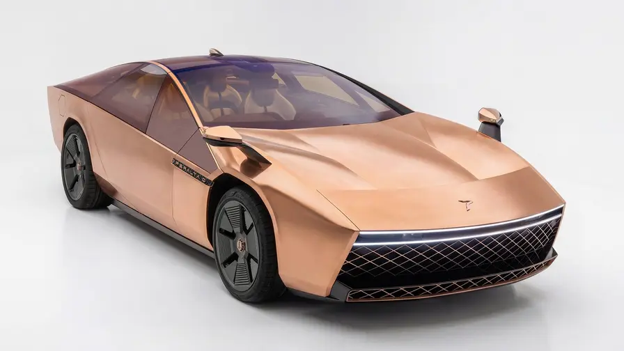 GFG Style Peralta D: handhamrad kopparkropp Gran Turismo
