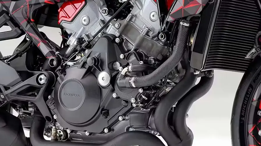 Honda V3R 900 E-Compressor: Kompakt V3-motor för touring