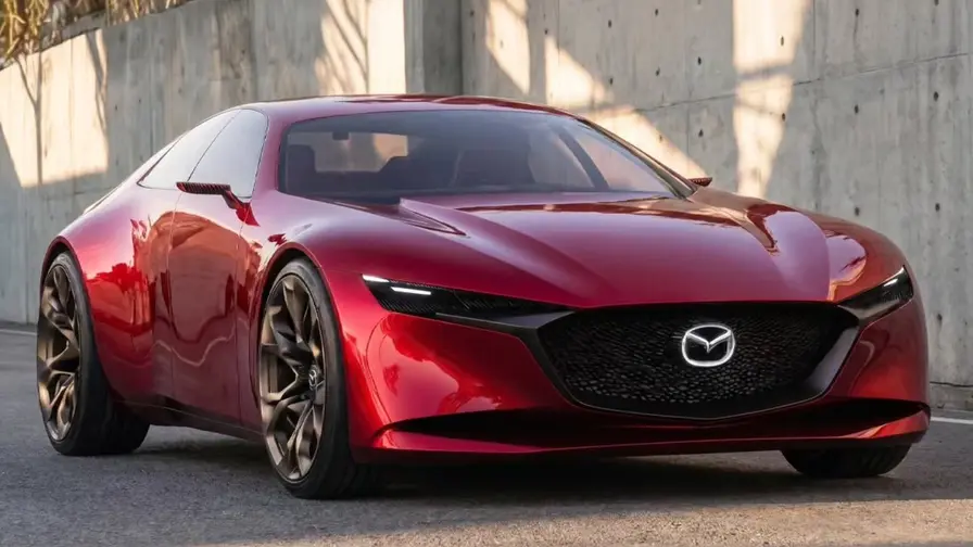 Mazda i Cuorerosso-stil: virtuell sedan med hybrid-V6